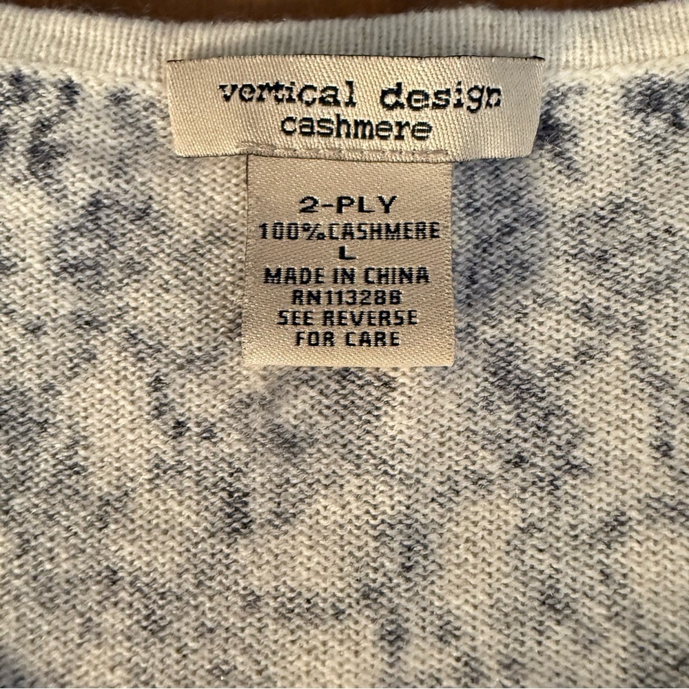 Vertical Design 100% Cashmere Cardigan Sweater - Picture 5 of 10